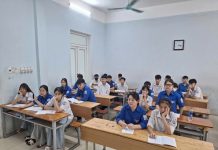 HỌC SINH NGÀNH HƯỚNG DẪN DU LỊCH TRỞ LẠI TRƯỜNG SAU KỲ NGHỈ HÈ – SẴN SÀNG CHO CHẶNG ĐƯỜNG HỌC TẬP MỚI